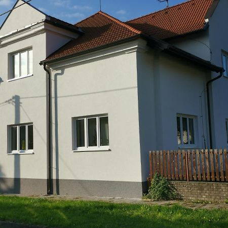 Apartmany Za Sakurou Hodonín Extérieur photo