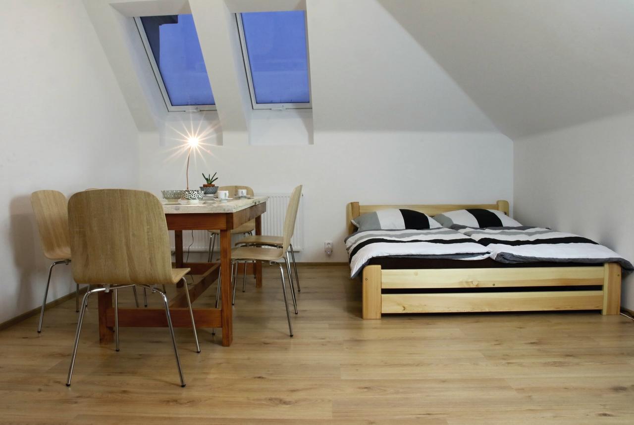 Apartmany Za Sakurou Hodonín Extérieur photo